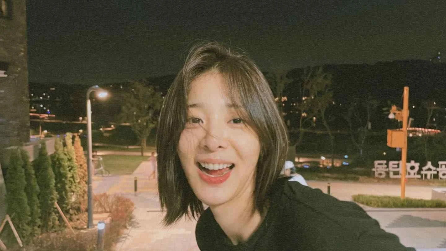Seol In Ah - seol-in-ah-sexy-18.webp